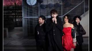 Guillemots Annie lets no wait