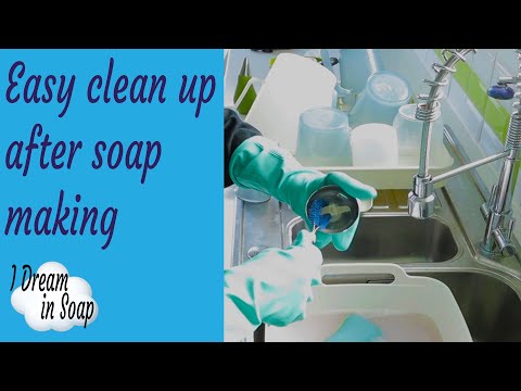 EASY CLEAN UP AFTER SOAP MAKING, washing up after cold process soap making ~ soap making tutorial