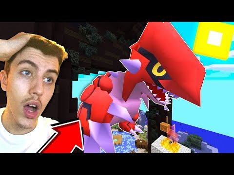 Can 100 Fans Beat A GIANT Groudon In Minecraft Pixelmon?!