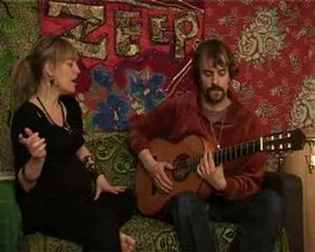 Zeep acoustic Nina and Chris 