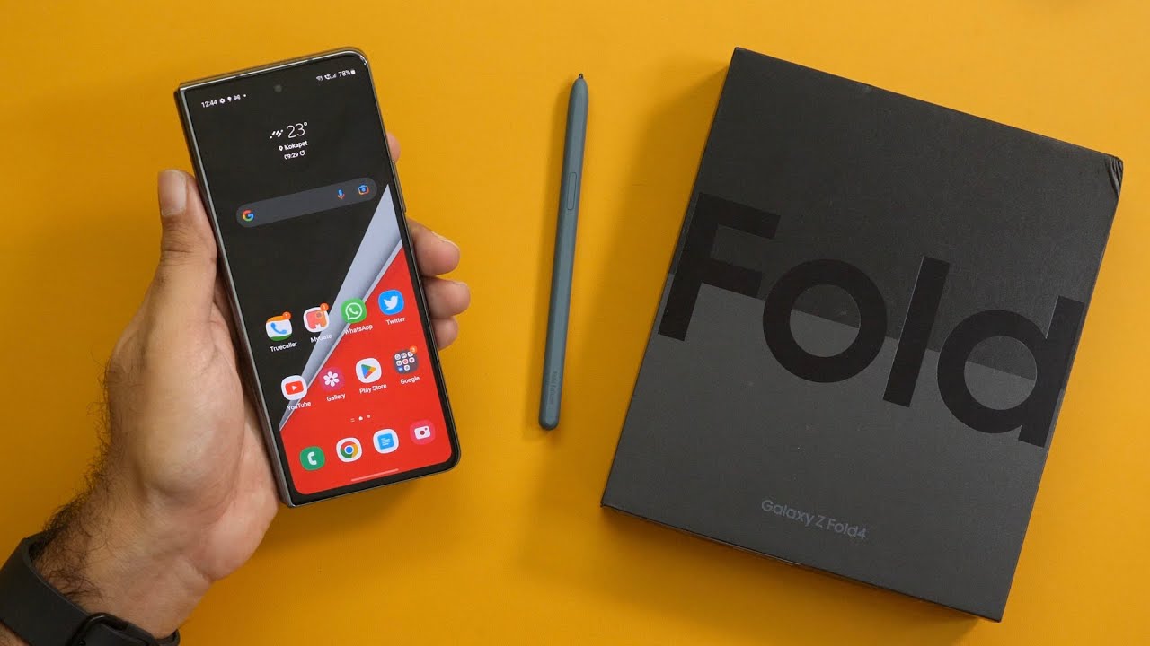 Samsung Galaxy Z Fold 4 Unboxing & Overview | The Pro Flagship