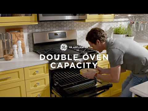 GE APPLIANCES RANGE WITH DOUBLE OVEN CAPACITY
