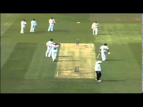 Surrey v Essex - Day 2 Match Highlights