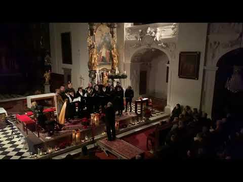 Is finster drausst - Familienchor Steinbauer