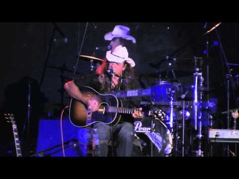 BAD AND THE BEAUTIFUL performed @ Brian Cadd / Russell Morris support.Coffs Harbour 2010 mov
