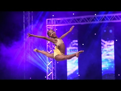 Athena Andrade - Smile