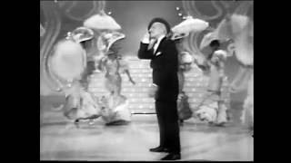 Jimmy Durante plays the Palace (12/10/66)