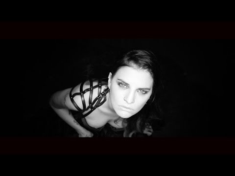 Juliet Simms - End Of The World (Official Music Video)