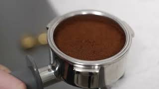 Video de Máquina de Café Espresso Semiautomática 50´S Retro Style EGF03