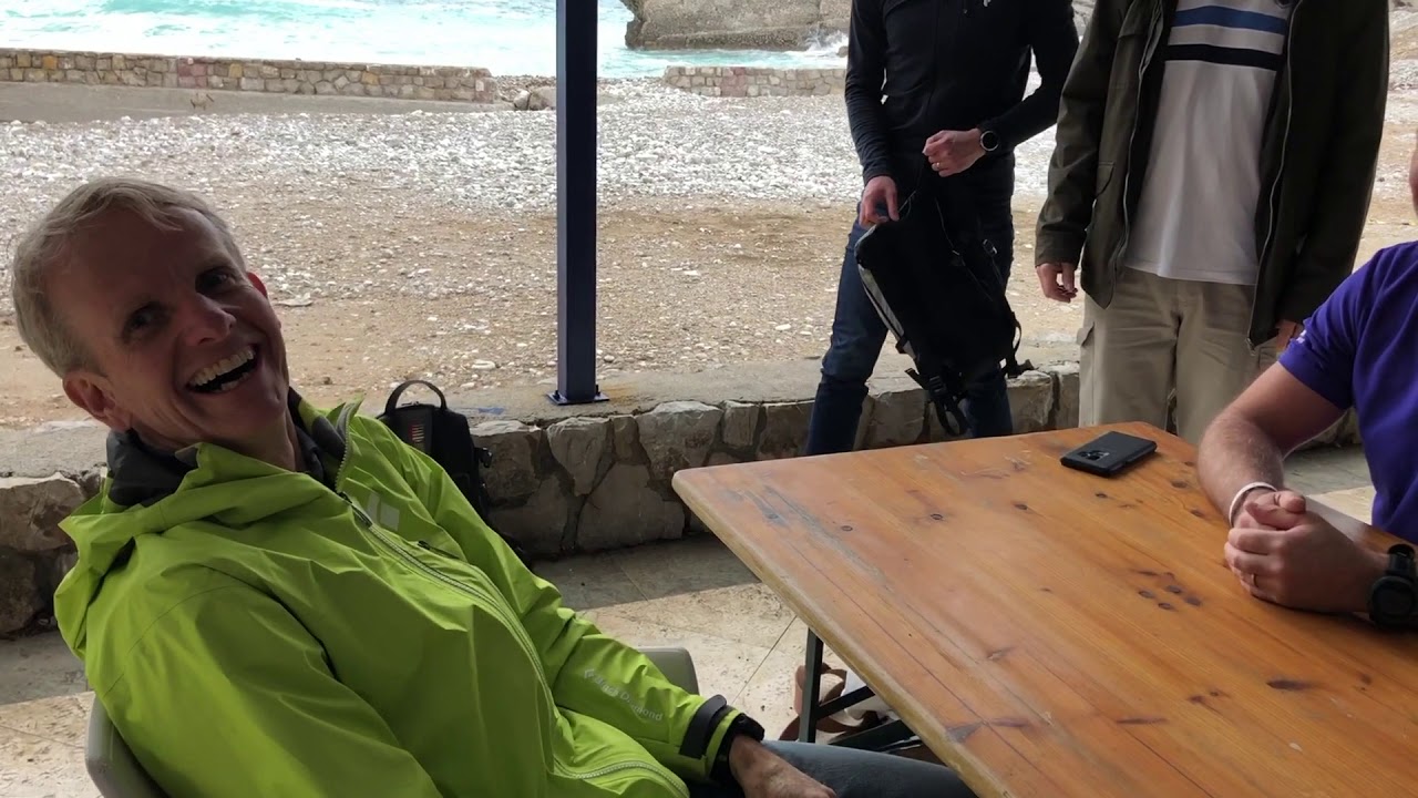 Med Acorn till Budva