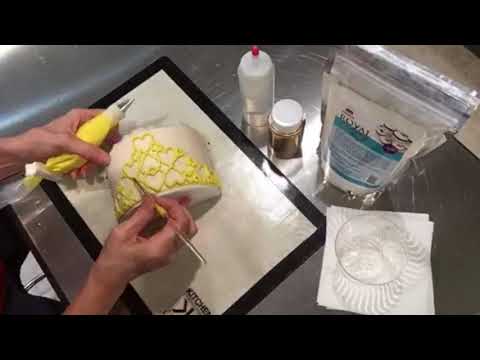 download lagu mp3 mp4 How To Make A Tiara Out Of Royal Icing, download lagu How To Make A Tiara Out Of Royal Icing gratis, unduh video klip How To Make A Tiara Out Of Royal Icing