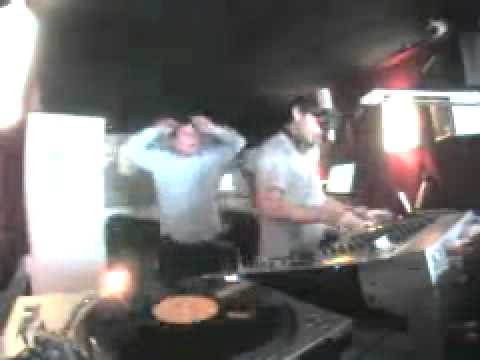 Una Bombers - Electro Chair Show on Groovetech Radio (2002-09-20)