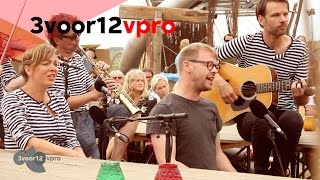 Happy Camper - Follow You Around (Live op Into The Great Wide Open 2014)