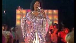 Gloria Gaynor - Stop In The Name Of Love