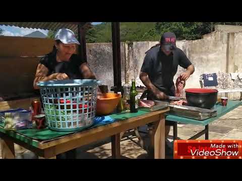 Fazendo churrasco para 60 pessoas / Eduardo Vogel