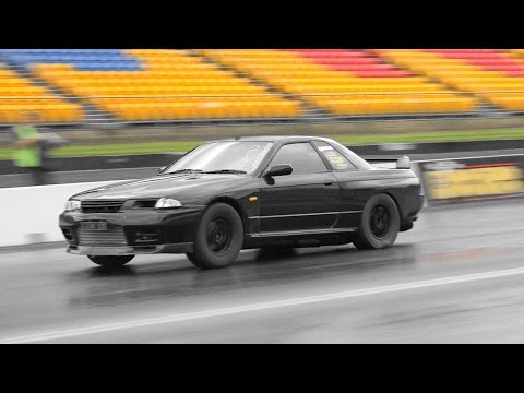 WORLDS FASTEST & QUICKEST REGISTERED R32 GTR ON RADIALS JUN II CROYDON RACING 7.89 @ 187 MPH