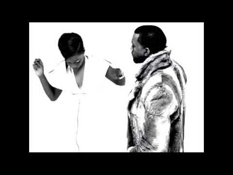 Kanye West singing Astronaut in the ocean