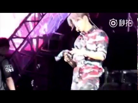 160326 Luhan Reloaded Concert Beijing: Luhan so cute