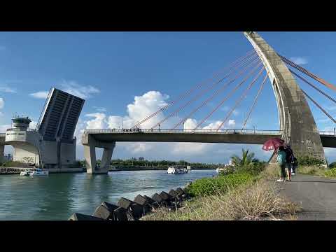 Abertura da ponte cross-sea da Baía de Dapeng
