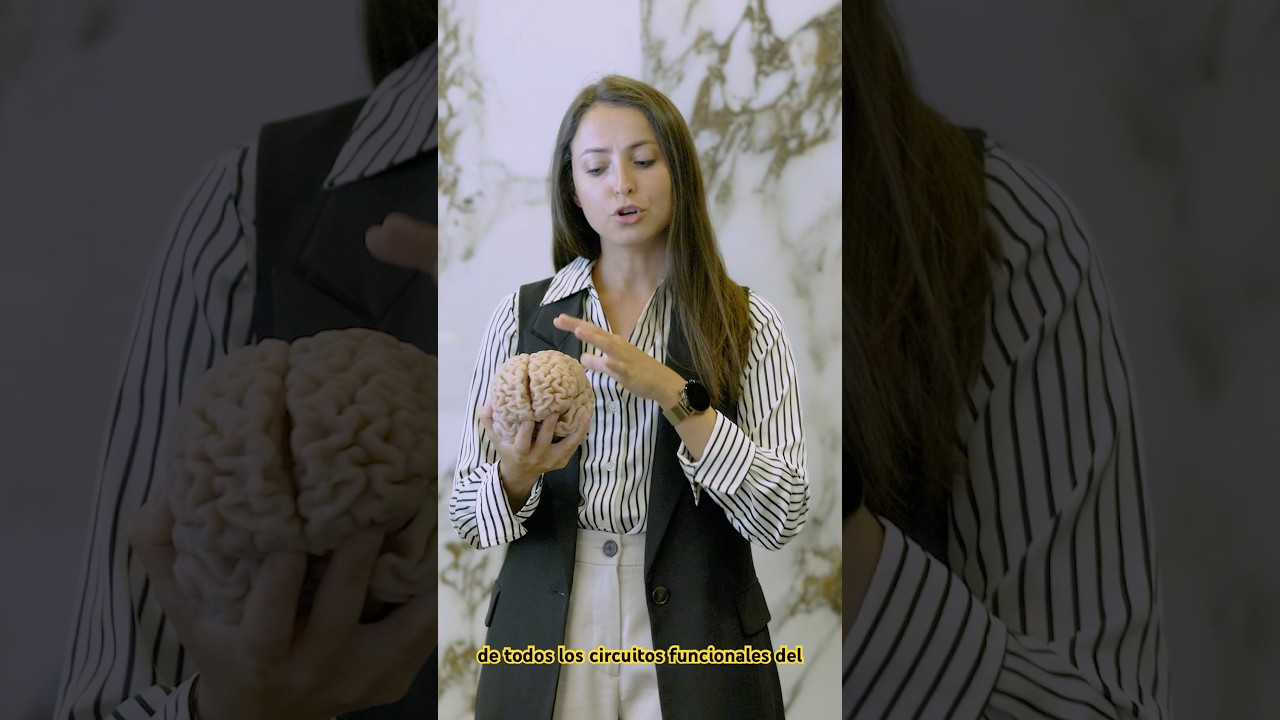 Mickaela Echavarria Demichelis-25