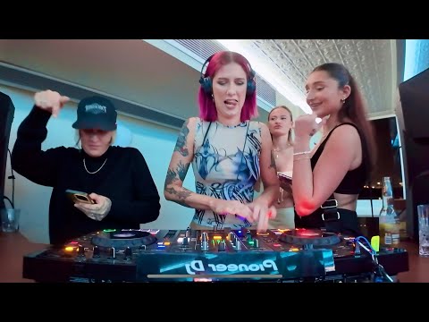 DJ TASHA LEE video.