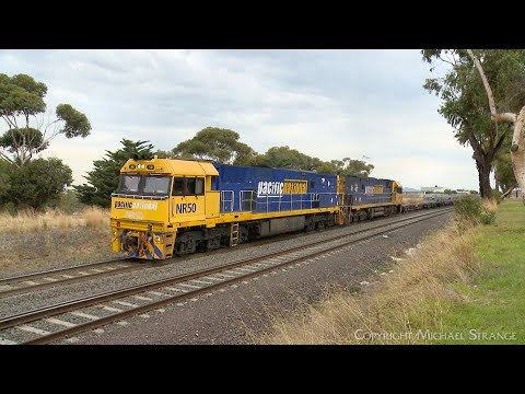 5MP2 Pacific National Steel Train At Anakie Loop (6/4/2023) - PoathTV Railways In Australia
