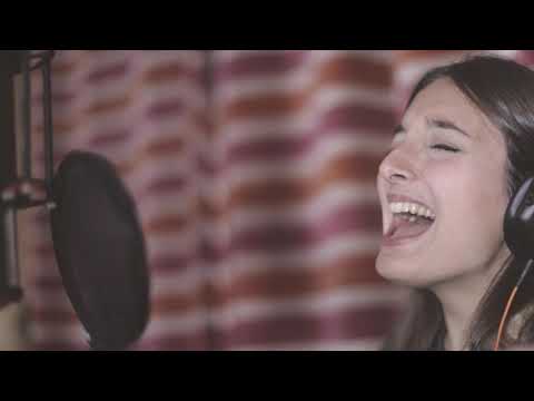 DELAPORTE ft. SILOE- ALGO BAILA EN MÍ ( Acústico )