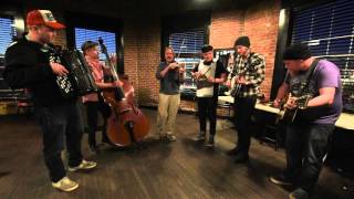 Steve 'n' Seagulls with Justin Clark: Lonesome Road Blues (live)