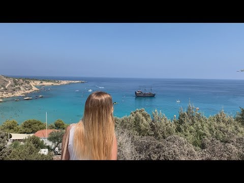 Roman Messer & Twin View & Christian Burns - Dancing In The Dark (Official Music Video)