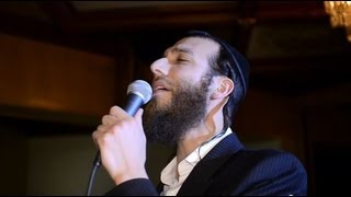 ברי וובר עם מקהלת משוררים בבר המצווה של שמלצר