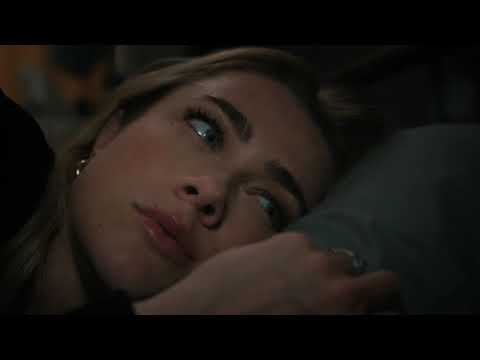 Michaela carves M+Z on her bed - Zekaela 4x11