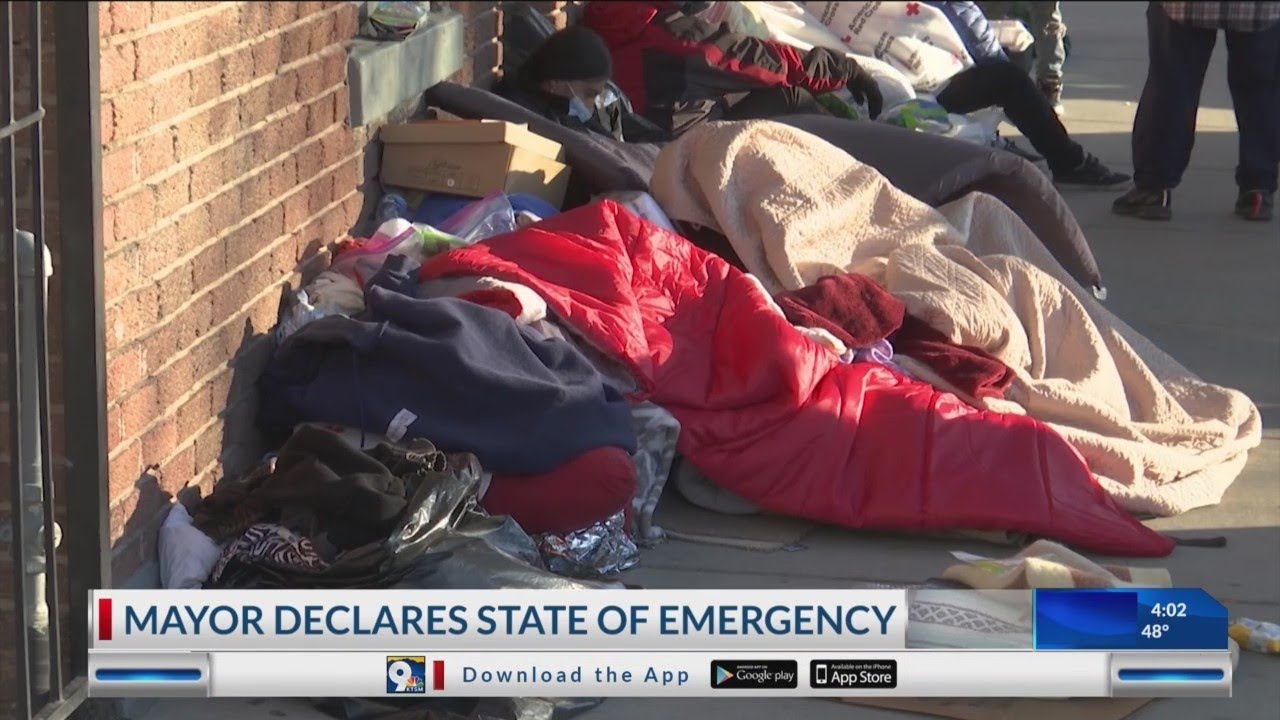 El Paso Mayor Oscar Leeser issues disaster declaration with Title 42 set to expire