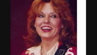 Myrna Lorrie I'll Be Lonesome When You're Gone.wmv