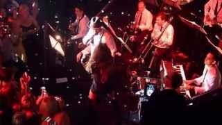 Matt Goss And Nicole Scherzinger Perform " Feeling Good "