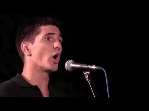 Klapa Mindel -  Omili mi u selu divojka