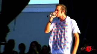 3OH!3 - &quot;Punkbitch&quot; (Featuring John&#39;O from The Maine!) Live in HD! at Warped Tour &#39;09