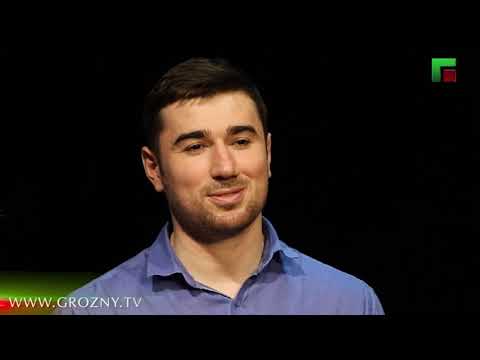 Рабочая смена. Народные артисты Мурад Байкаев и Амирхан Умаев пробуют себя в качестве шеф поваров