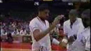 Michael Jordan 1985: 31pts Vs. Dr. J and Barkley's 76'ers