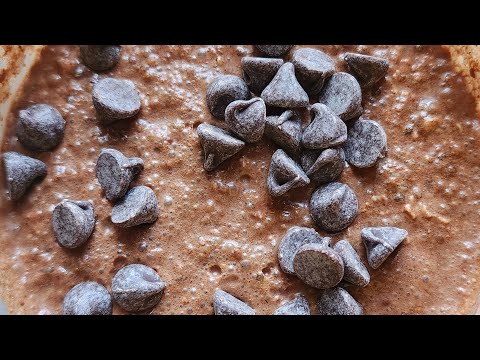 Creamy Chocolate Overnight Oats...a quick and easy breakfast or dessert.