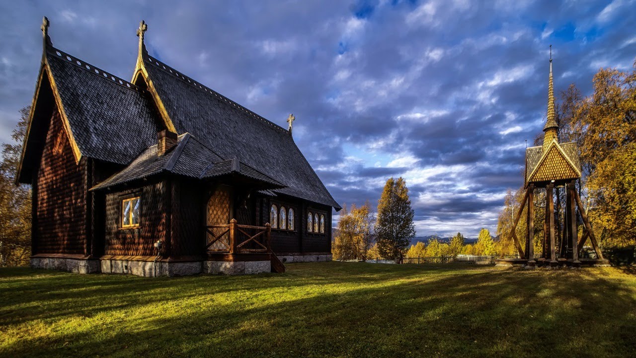 29.8.2021. У 21:30, ВЕЧЕ СА О. МИЛОРАДОМ МИРОВИЋЕМ