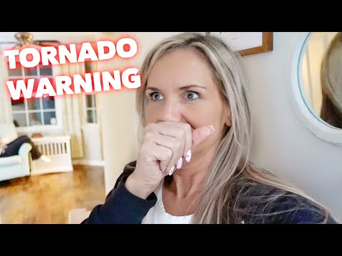 TORNADO WARNING | Family 5 Vlogs