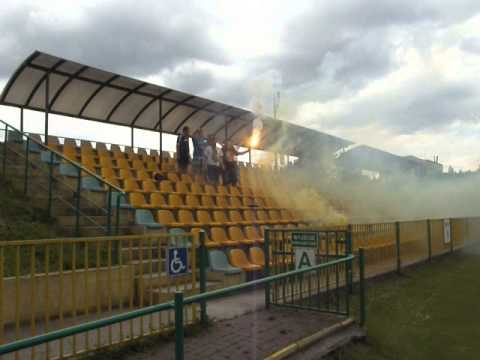 Kibice na treningu Rozwoju przed meczem ze Zniczem