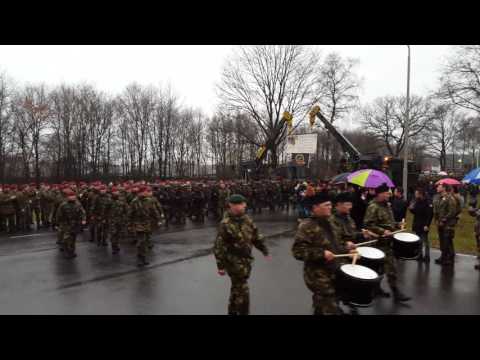 Binnenkomst luchtmobiel 25-03-2016