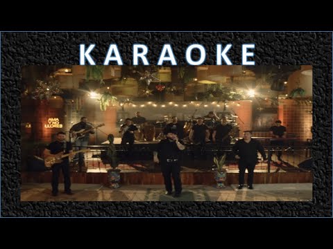 Medley Tropicalisimo Apache - Carin Leon (Karaoke)