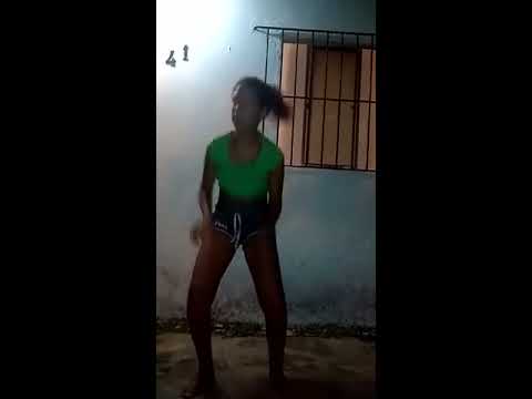 Coreografia de mc troia e baladinha e shevsheco e olouco
