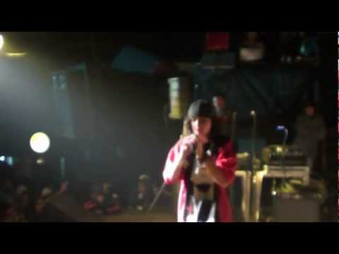 YURI BH - SIRENE DA ESCOLA - AO VIVO EM GUAIBA-RIO GRANDE DO SUL - DIA 13/07/12