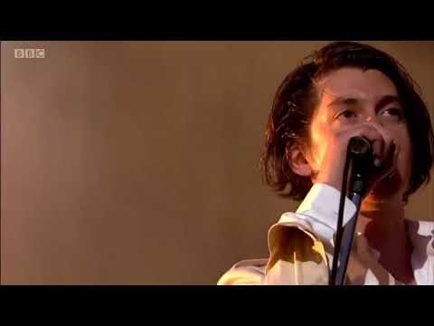 I Bet You Look Good On The Dancefloor Arctic Monkeys Live at TRNSMT 2018