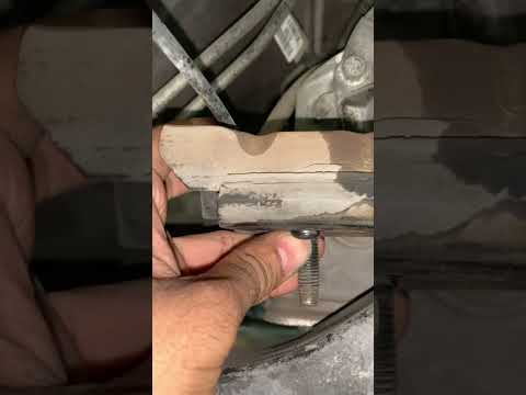 Comparing used and new transmission Mount!! #shorts #mechanic