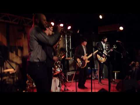 Menahan Street Band - Make The Road By Walking - Live @ le New Morning Paris 2010