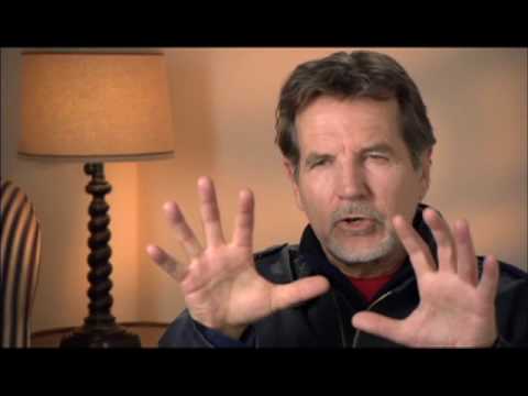 Hachi: A Dog's Tale - Behind the Scenes Look at Aging the Dogs - HD